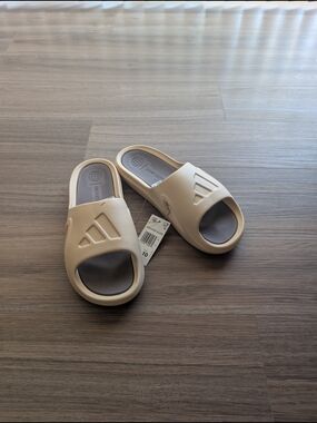 adidas Beige Slide Sandals with Gray Footbed